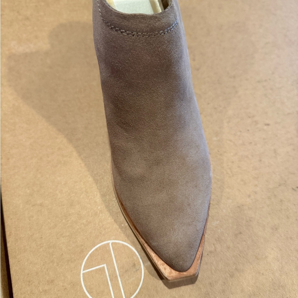 Dolce Vita Taupe Suede Mule Heel - Picture 4 of 7